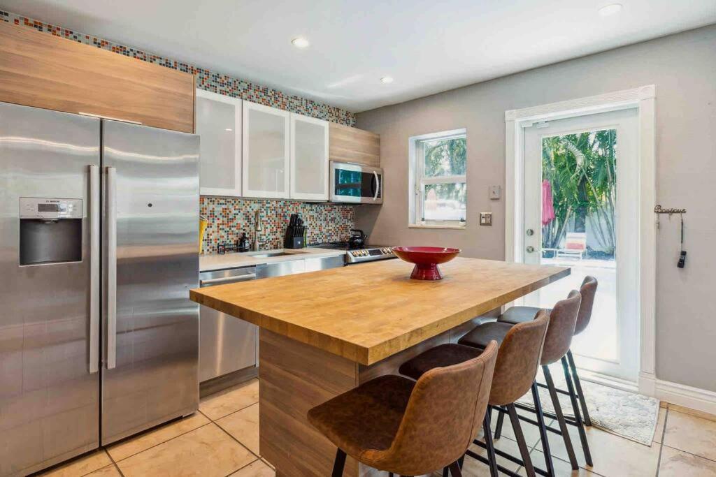 Private Oasis With Pool Near Beaches, Dining & Las Olas Fort Lauderdale Eksteriør billede