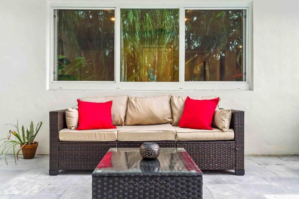 Private Oasis With Pool Near Beaches, Dining & Las Olas Fort Lauderdale Eksteriør billede